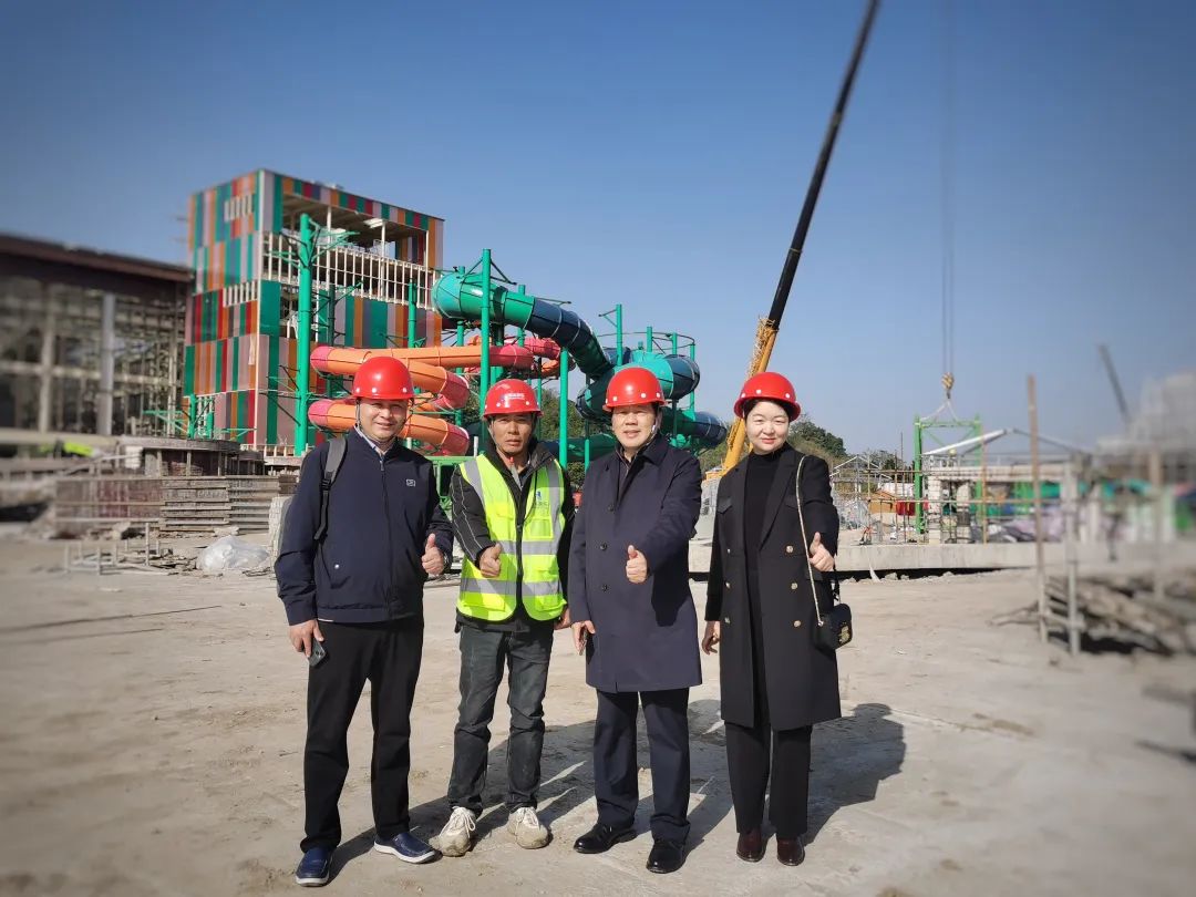 快讯 | 江南体育官方网站游乐董事长一行视察南北湖开元森泊水乐园项目进展情况