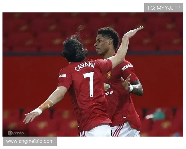 Osimhen 指导年轻球员：经验传承与职业发展建议