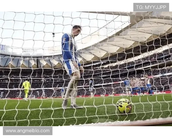 Saka 如何突破对手防线？